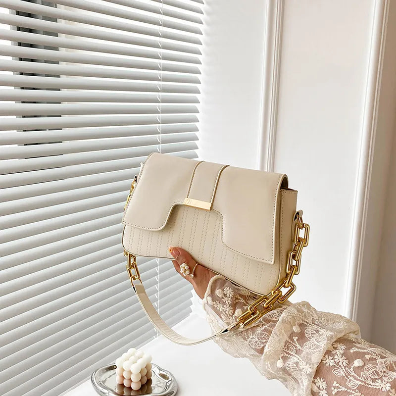 Handbags & Wallets